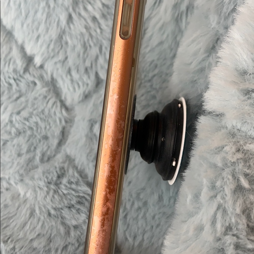 2 iPhone XS cases - Picture 4 of 8